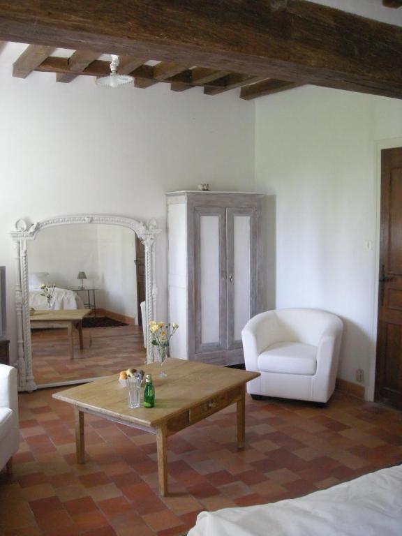 Bed and Breakfast La Touche Menetou-sur-Nahon Zimmer foto